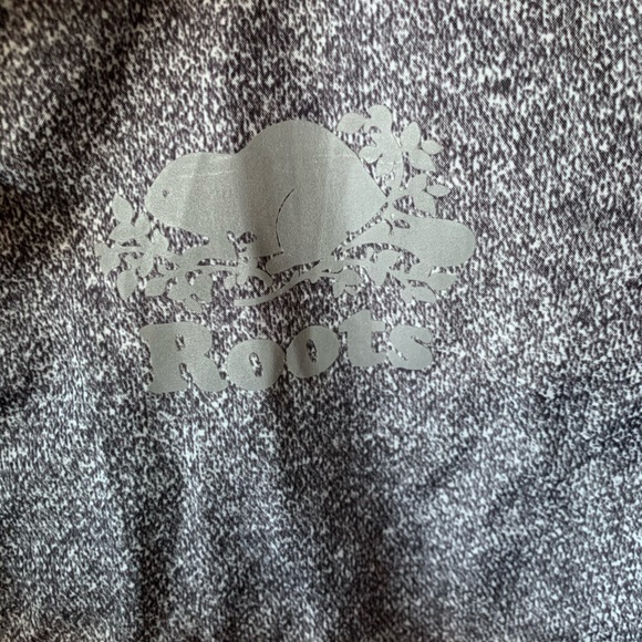 Roots rain jacket - Picture 2 of 5